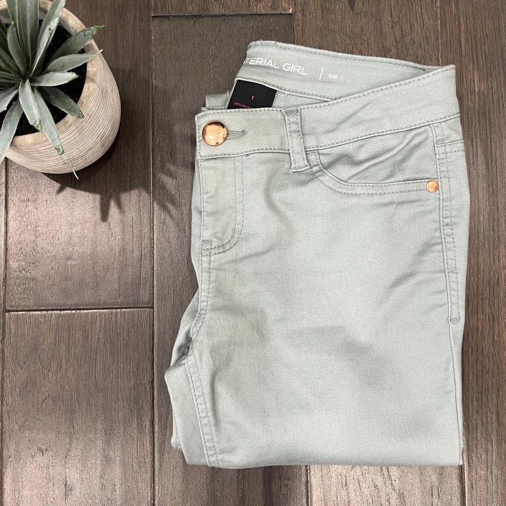 🌸 3/$25 Material Girl | Pants
